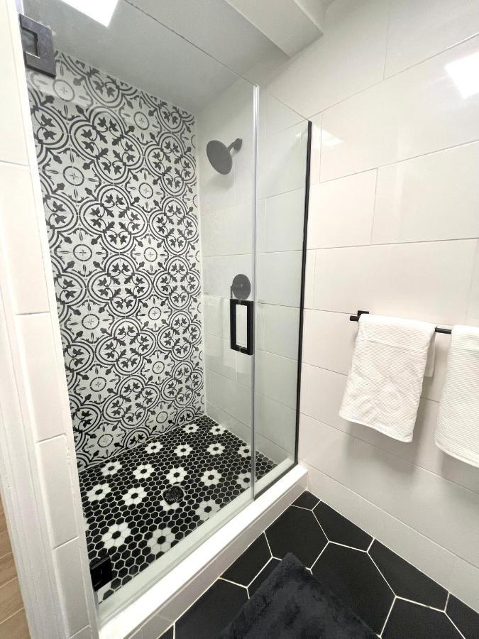 Modern Apartment With Parking & Quick Ride To Manhattan Nueva York Exterior foto